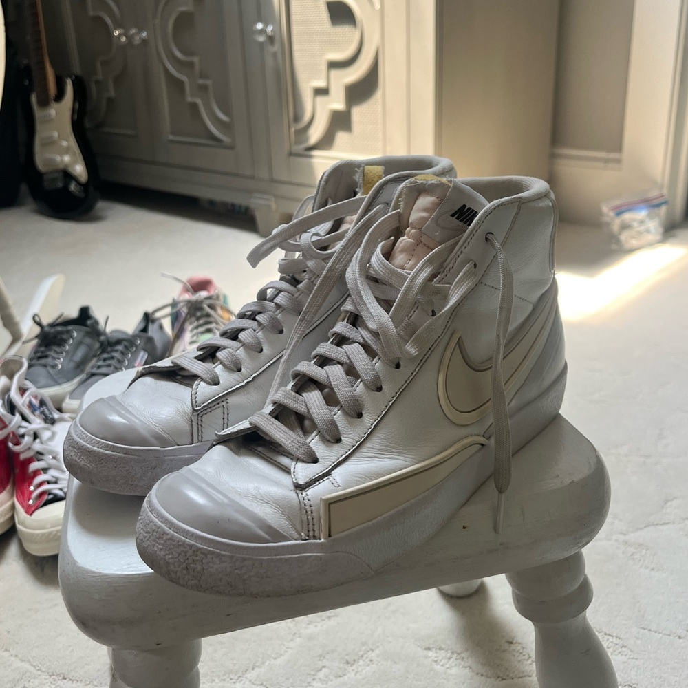 White Nike blazers mid infinite summit